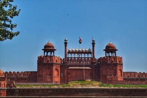 Top 7 Places to Visit in Delhi 2019